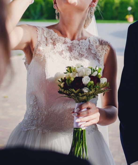 Ecru Suknia ślubna 36 38 Elizabeth e-3662 bez trenu + halka koło