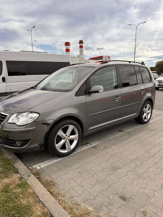 Автомобіль Vw touran 2007