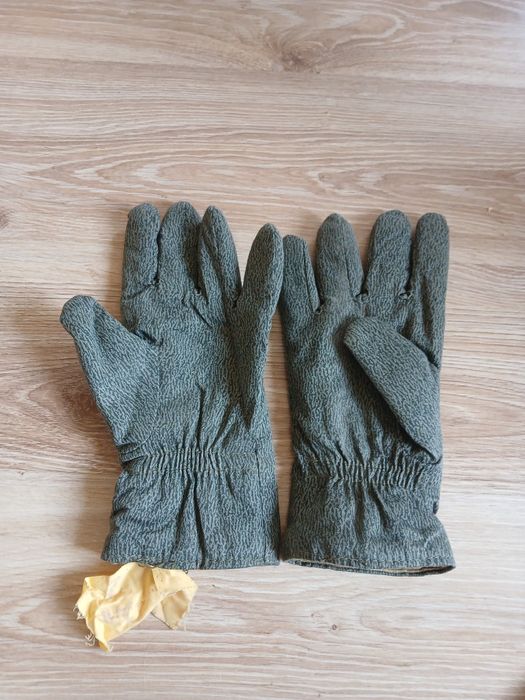 Unikat- Rękawiczki wojskowe NOWE deszczyk