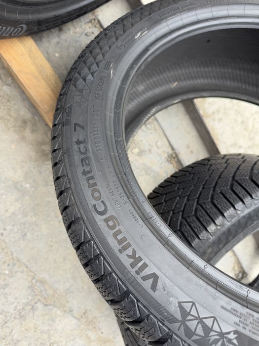 235/45R18 Continental Viking Contact 7 4шт 2022рік
