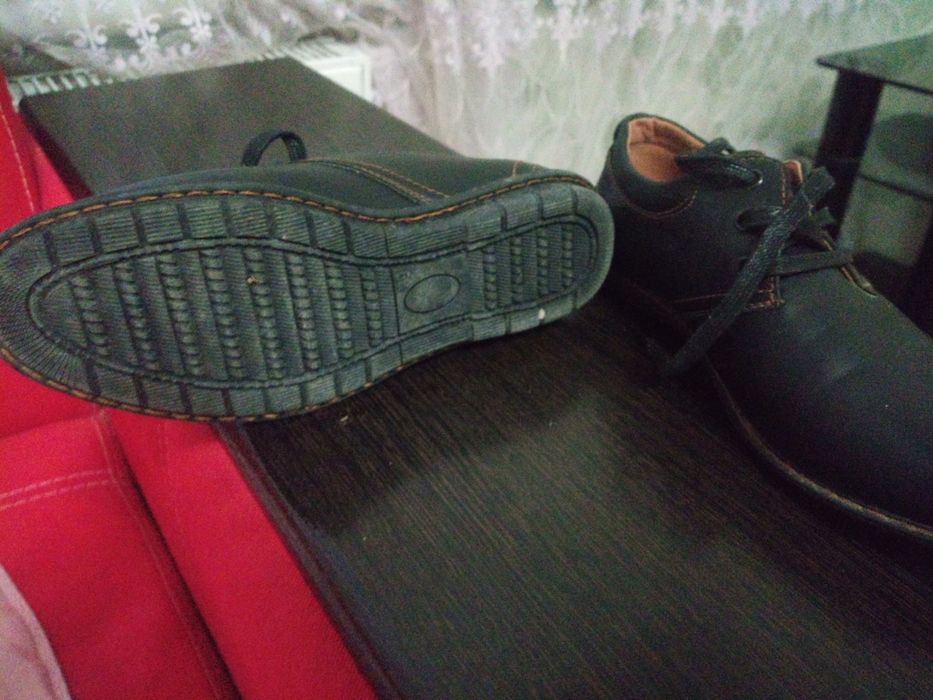 Продам туфлі шкіряні 39 розміра