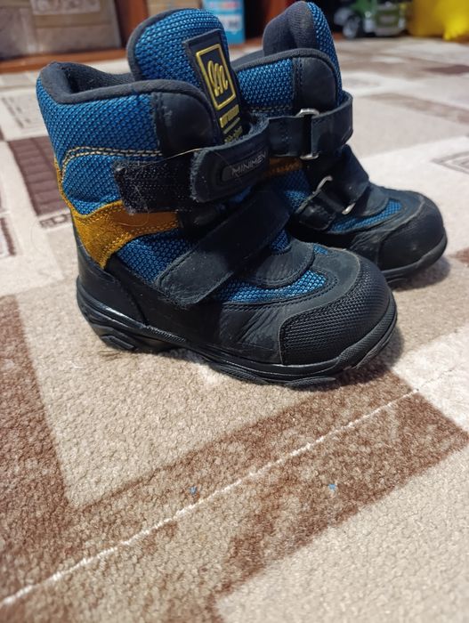 Продам ортопедичні зимові капчики 24р