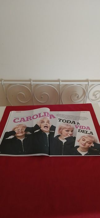 Sábado  - Carolina Deslandes