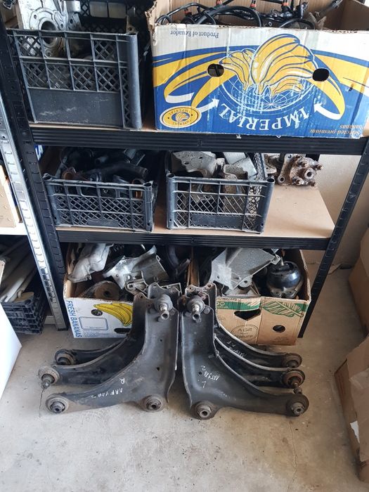 Передні ричаги,речаг,тяги,ступиці,супорт. Renault Laguna 2.Рено лагуна