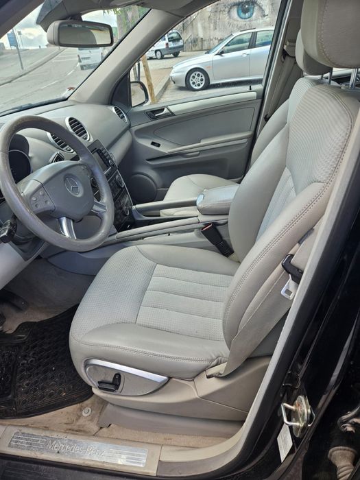 Carro Mercedes ML 320