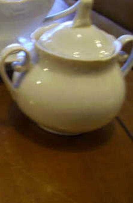 Leiteira e açucareiro porcelana SPAL