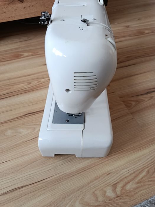 Maszyna do szycia FIF NM 900