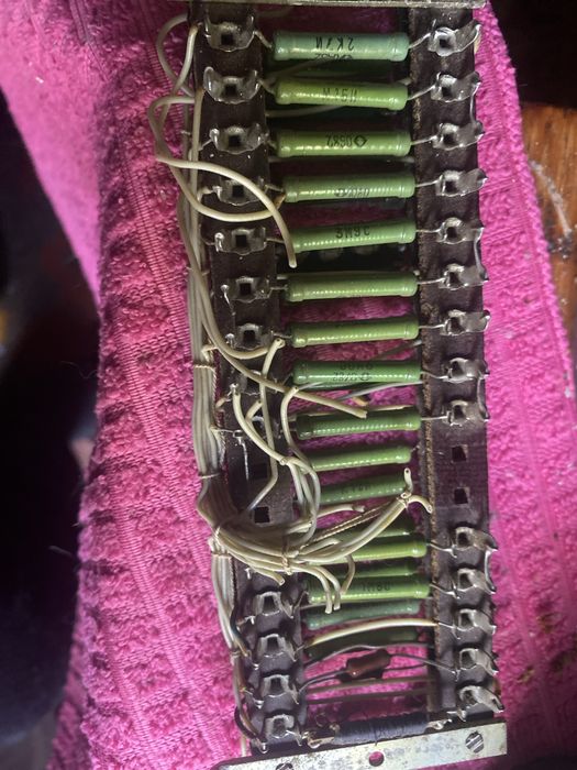 Плата с резисторами (старого образца, СССР)