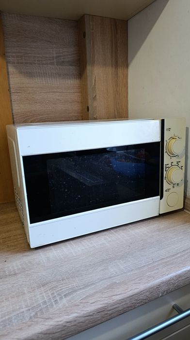 Микроволновая печь микроволновка Saturn