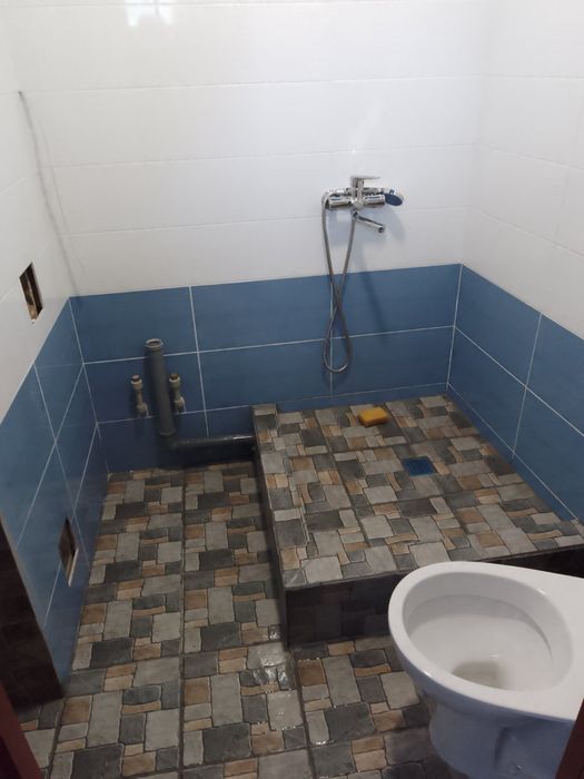 Укладка кафеля  РЕМОНТ