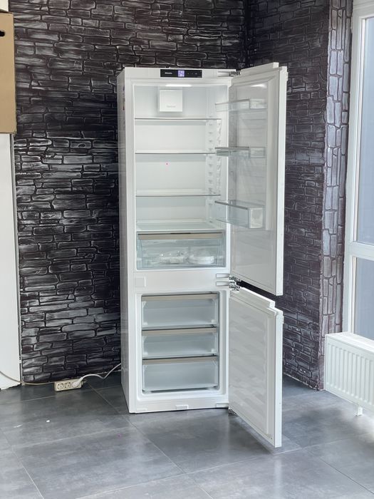 Вбудований Холодильник Miele KFN 7734 D | Стан ідеал | Germany |