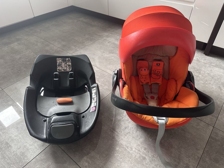 Nosidelko fotelik Cybex Cloud Q Platinum