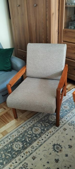 Fotel stobrawa PRL po renowacji
