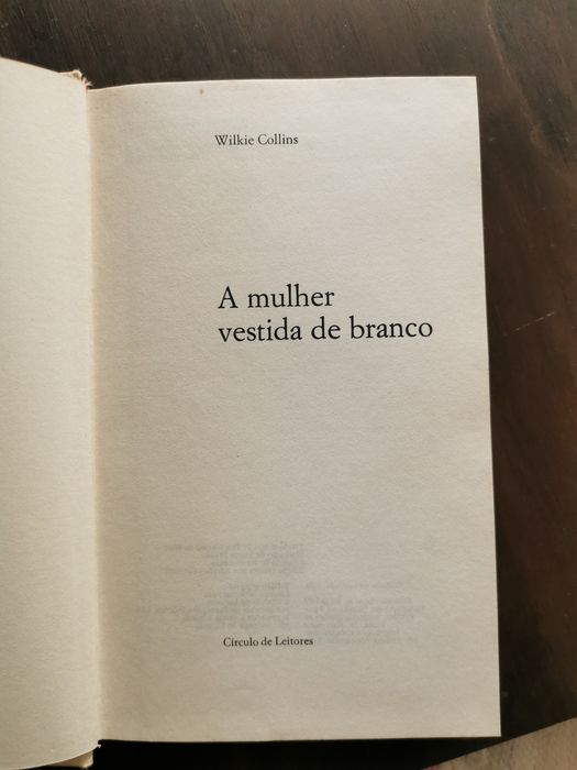 A mulher vestida de branco - Wilkie Collins