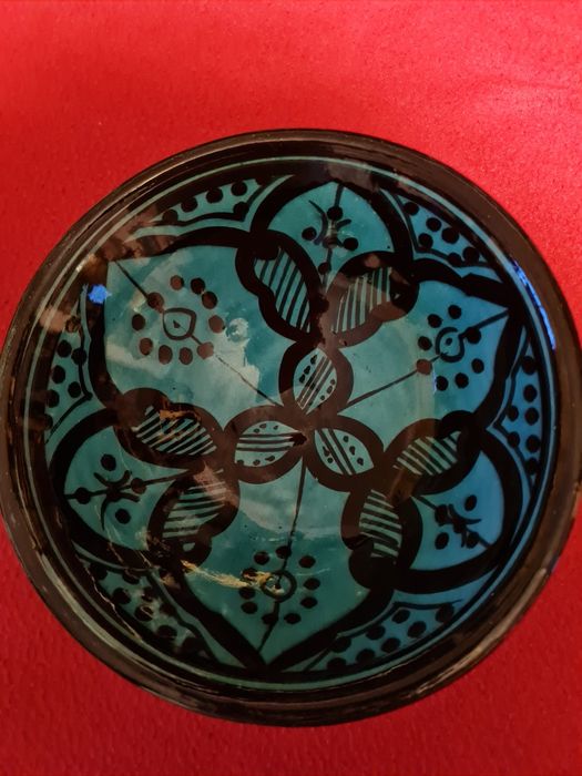 Seis taças marroquinas, safi, nunca utilizadas.