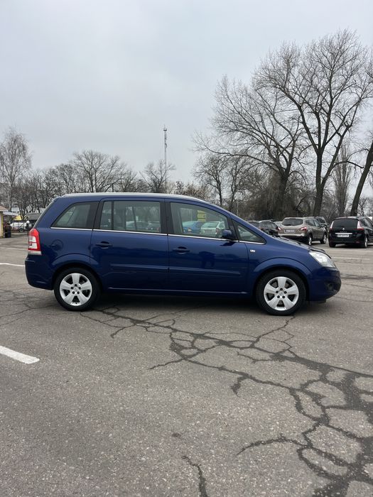 Zafira Максимальна комплектація