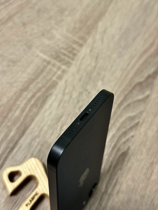 Новий iPhone 16e 128gb 100% Neverlock (чорний/black)