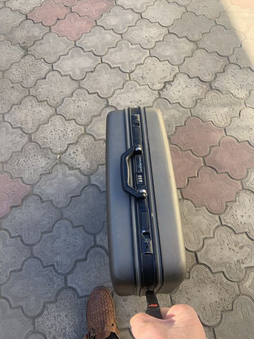 Валізи для подорожі