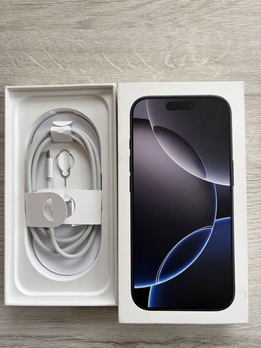Apple iPhone 16 Pro 256GB Black Titanium