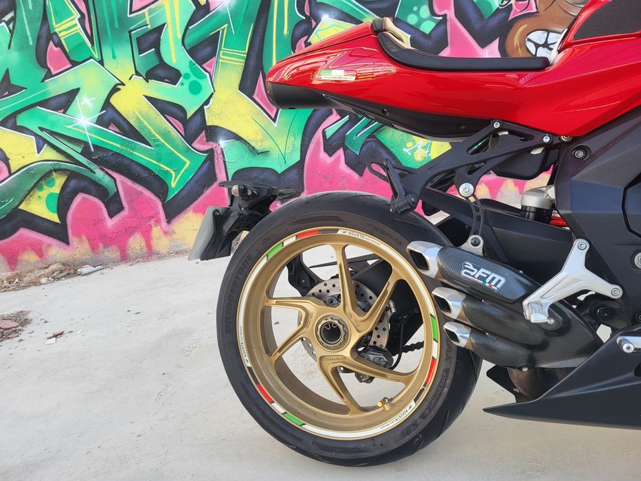 Mv Agusta superveloce800