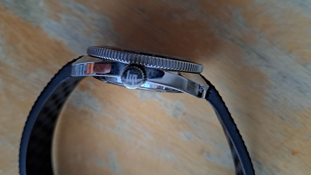 Lip Marinier GMT, ( Diver + GMT) 200 m, Szafir