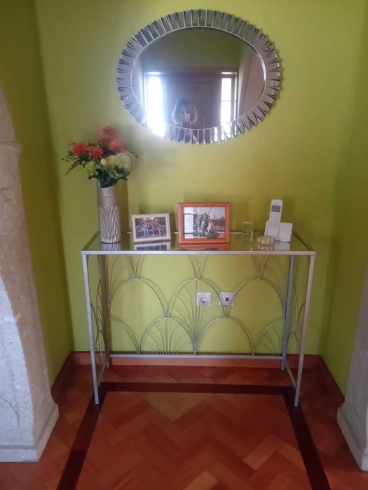 Consola e espelho, bom estado, 130eu