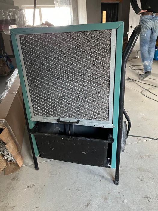 Оренда професійного вологопоглинача осушувача повітря