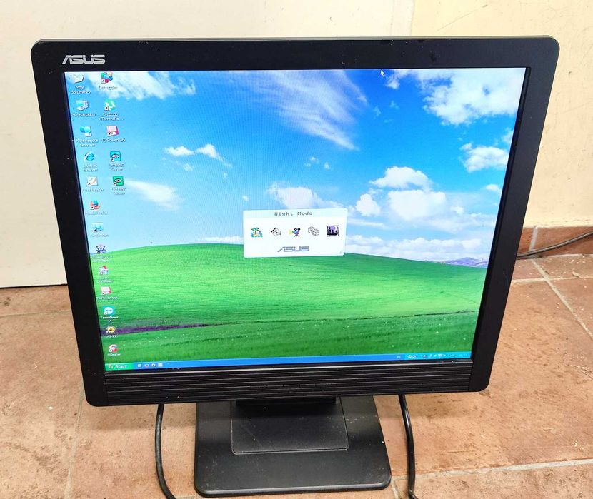 Monitor LCD Asus MM 17D 17"  stan bardzo dobry Łódź