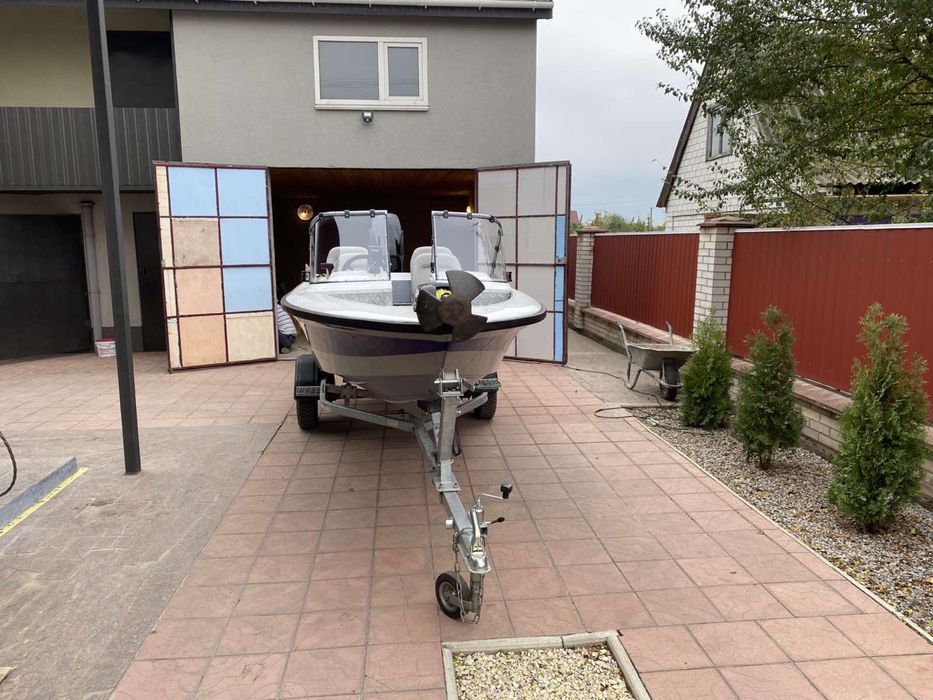 Новая лодка для активного отдыха