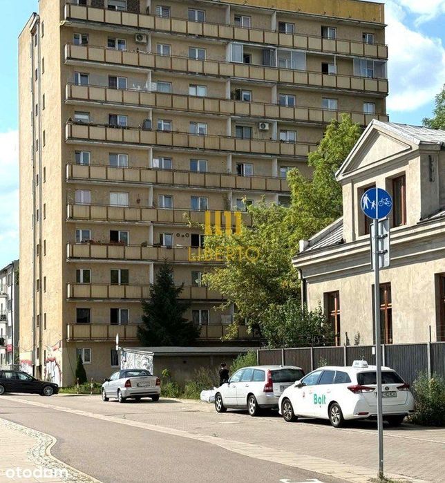 2 pokoje z loggią przy Metrze Ks. Janusza