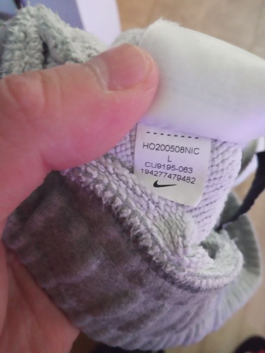 Spodnie dresowe Nike Swoosh, rozmiar S