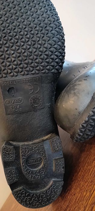 Buty Rofis z naturalnej gumy 45