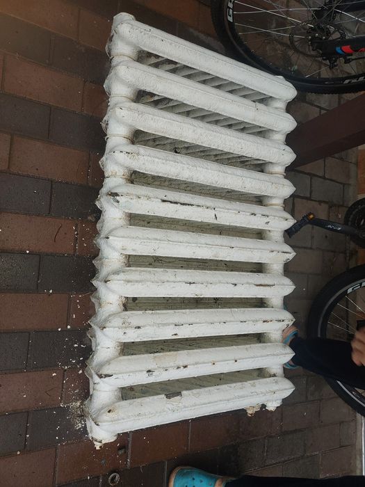 Продам чугунные батареи