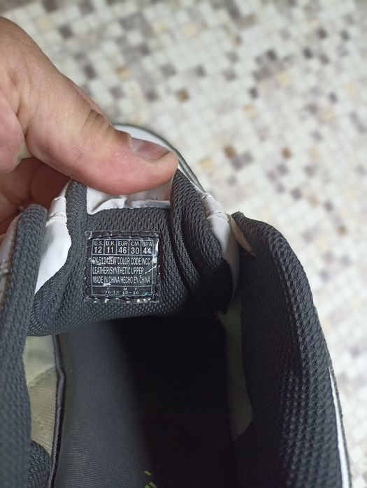 Кроссовки Skechers,46 размер.