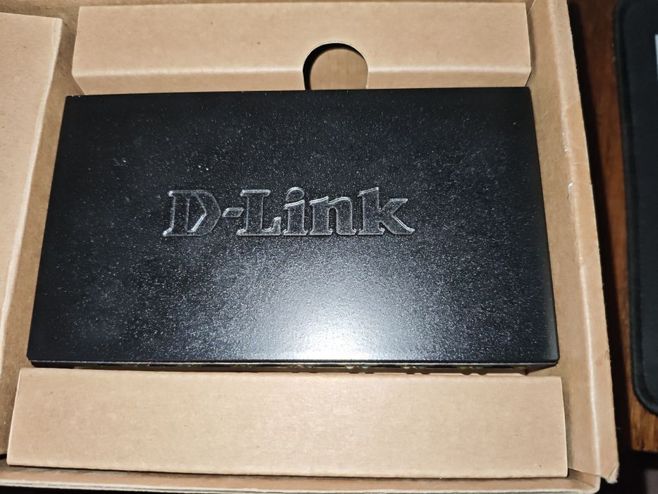 Комутатор D-link DGS-1100-08v2