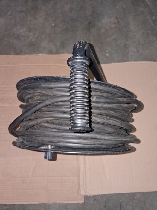 Przedłużacz zwijany bębnowy 40mb,,ELS"