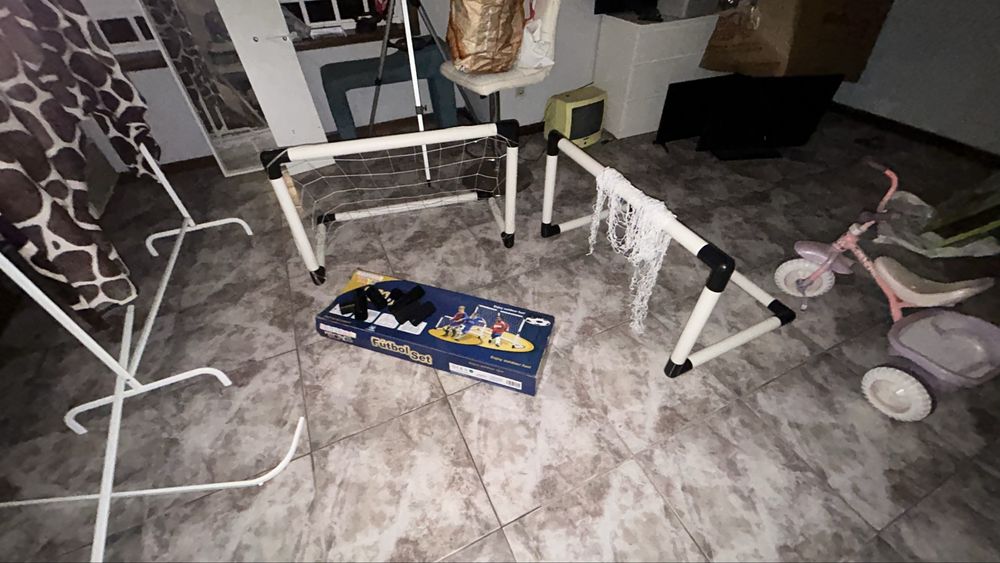 Conjunto de balizas para crinças