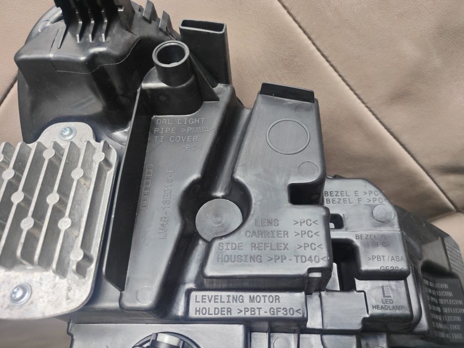 Фара full led escape mk3 2020-2023