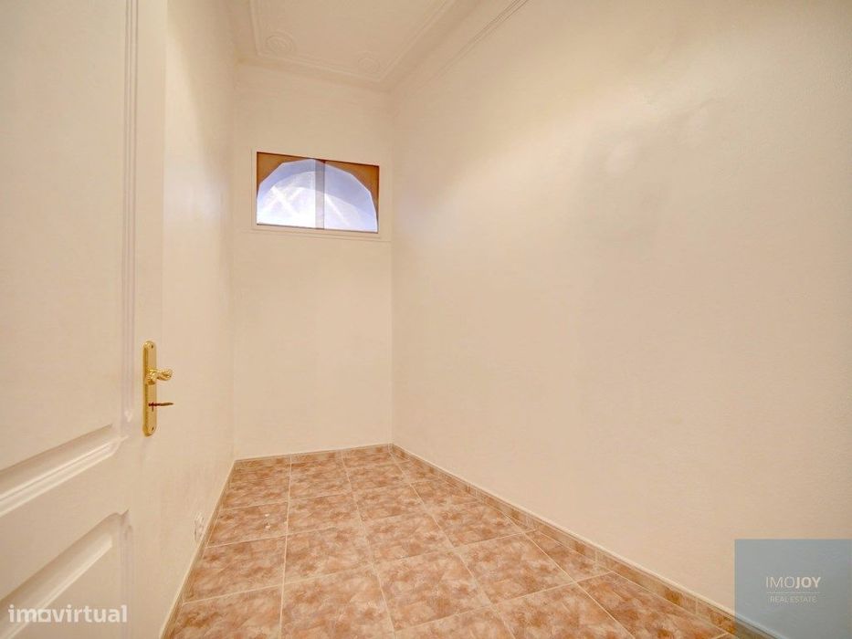 Apartamento T2 em Campolide