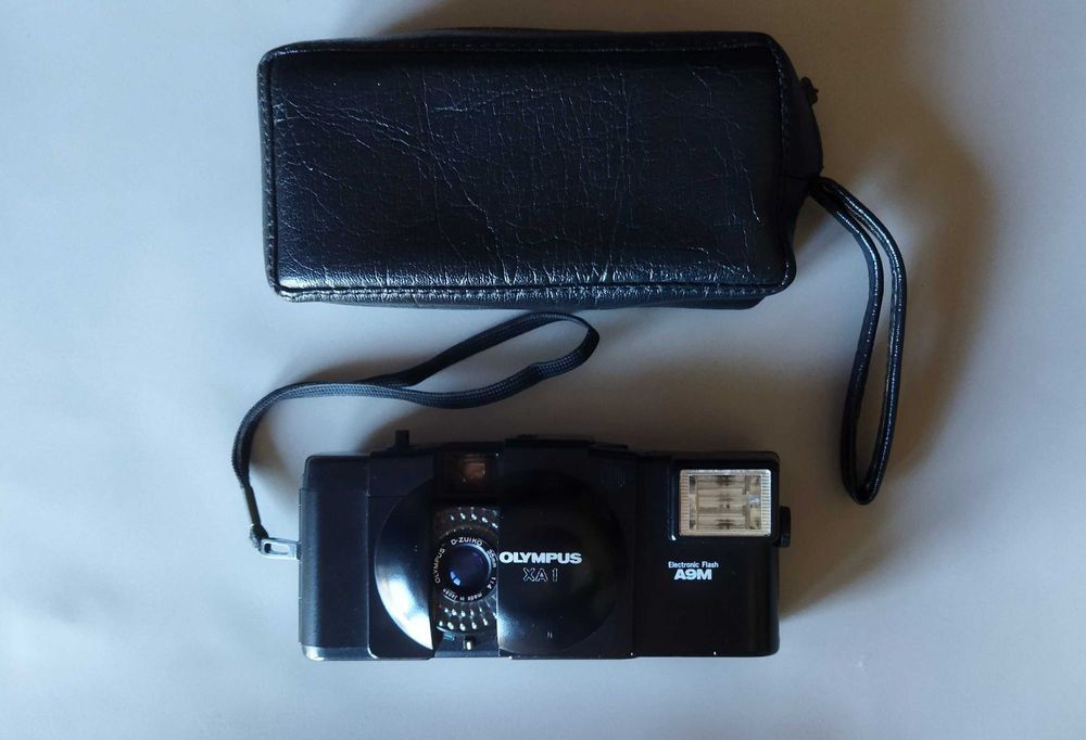 Máquina fotográfica Olimpus XA1