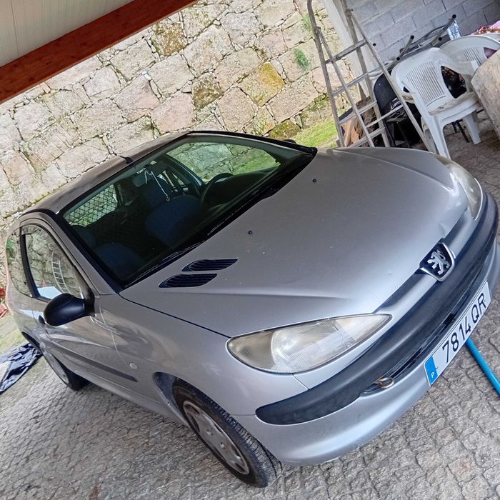 Peugeot 206 comercial