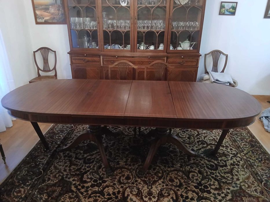 Conjunto Móveis de Sala de Jantar Estilo D. Maria - Muito Bom Estado