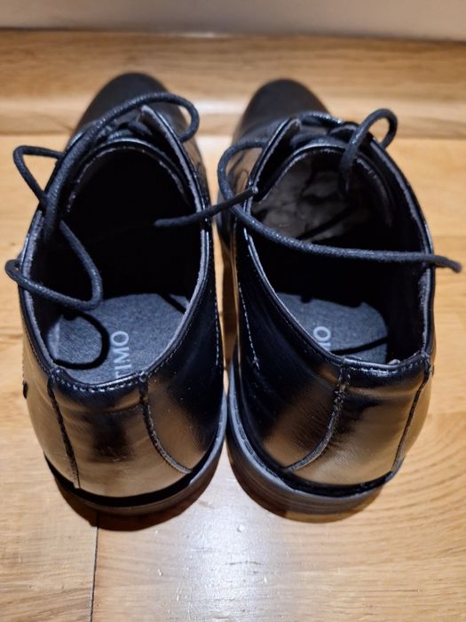 Buty chłopięce wizytowe czarne rozm 38.