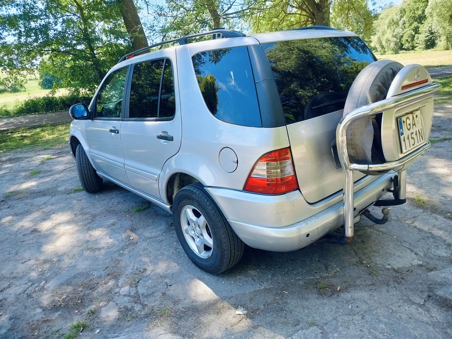 Mercedes ML W163