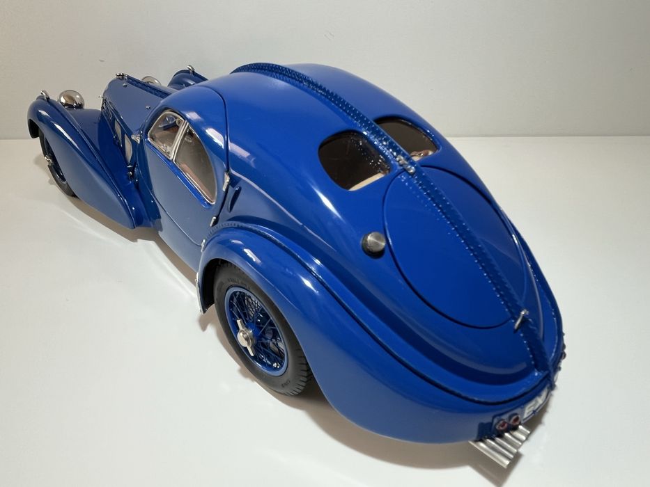 1:18 CMC Bugatti typ 57sc Atlantic