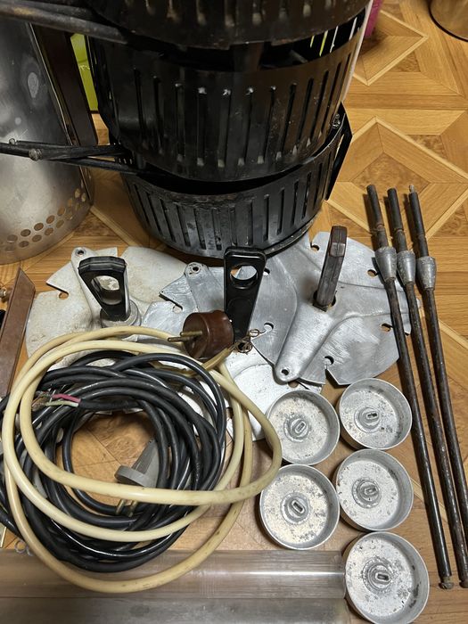 Электрошашлычница Таврия СССР