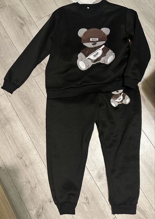 Костюм женский  черный