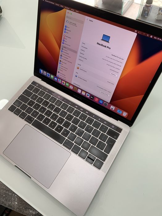 Macbook Pro 13 2019 intel i5 16GB RAM 256GB SSD Garantia