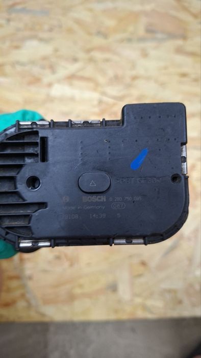 Дросель Citroen C2 C3 C4 Berlingo Peugeot 206 207 307 308 Partner 1.6 16V 0280750085 / Дроссель Bosch