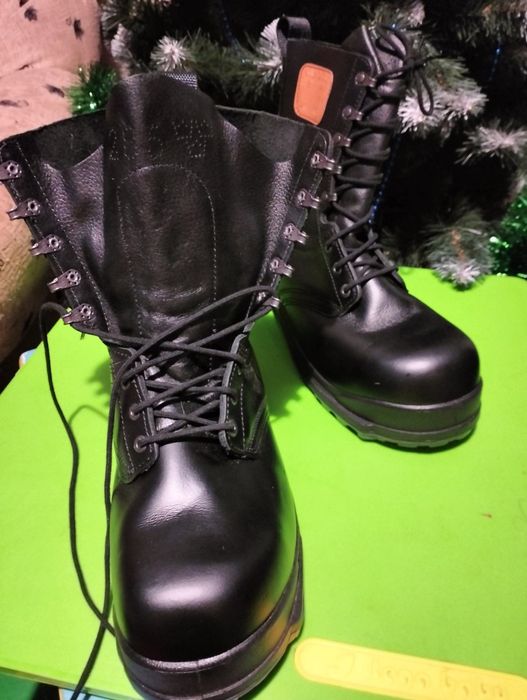 Берці з металевим носком